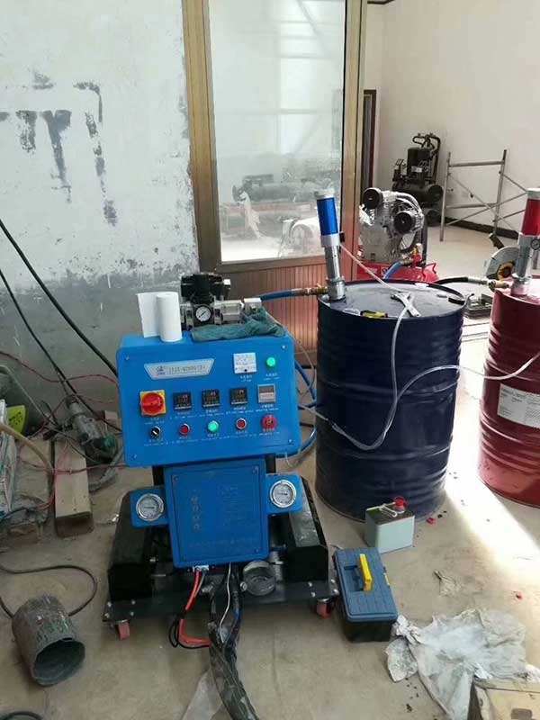 江苏Q2600万向注册应用于热水管保温施工