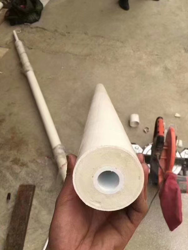 太阳能水管保温套管浇注(图1) 太阳能水管保温套管浇注