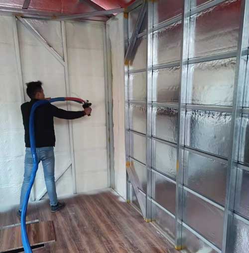 屋顶建轻钢房万向保温案例