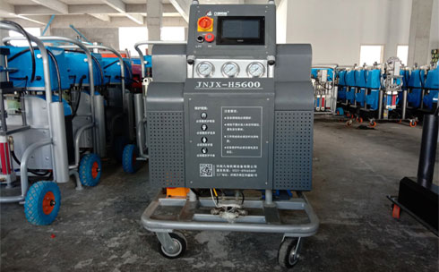万向泡沫深冷保温施工发泡机(图1) H5600万向保温发泡机