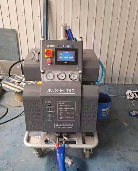 保温层喷涂机器(图2) 液压HT40万向发泡喷涂机
